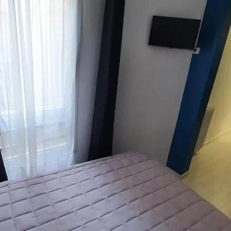 Des Pyrenees - Entre Bastille Et Nation 2* باريس