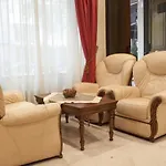 ホテル オテル デ ピレネー アントル バスティーユ エ ナシオン パリ